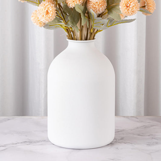 Metal Matte White Vase 8.7 inch Tall Iron Frosted Nordic Style Pampas Grass Vase for Centerpieces Minimalist Vase for Home Wedding Boho Décor