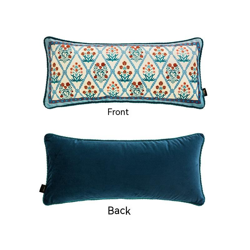 Retro Luxury Sofa Bed with Pillows