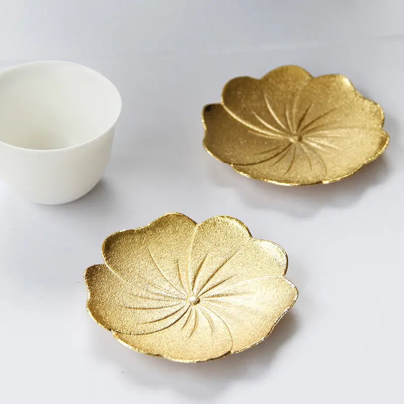 Luxury Gold Lotus Leaf Embossed Metal Coaster (1pc)